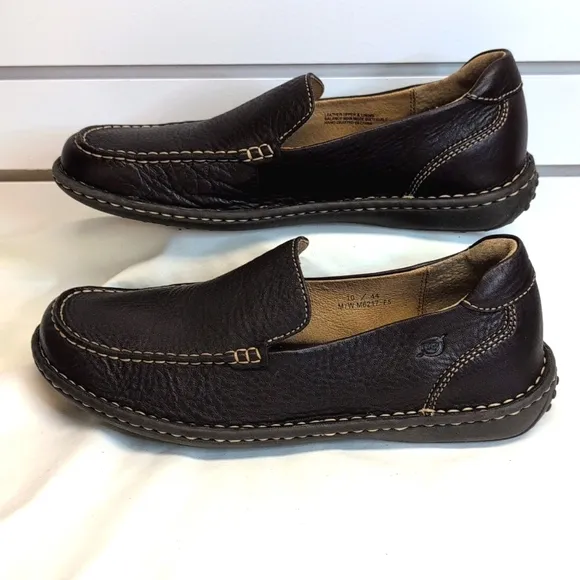 Born Men's Leather Slip On Driving Loafers NWOB Size 10 Dark Brown