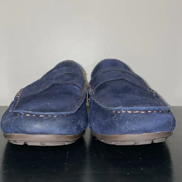 BORN Men’s Suede Slip On Penny Loafers.  Memory foam insoles. 9 BM0003872 Navy