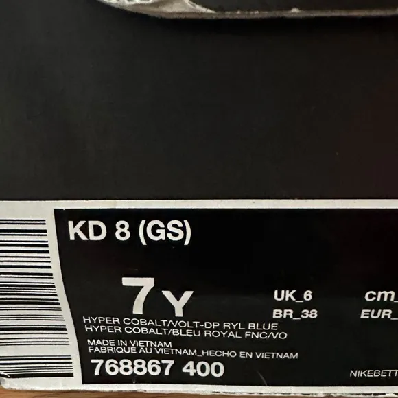 Brand New Nike KD 8 (GS) Hyper Cobalt Sneakers, Size 7 Y / Women’s 8.5.