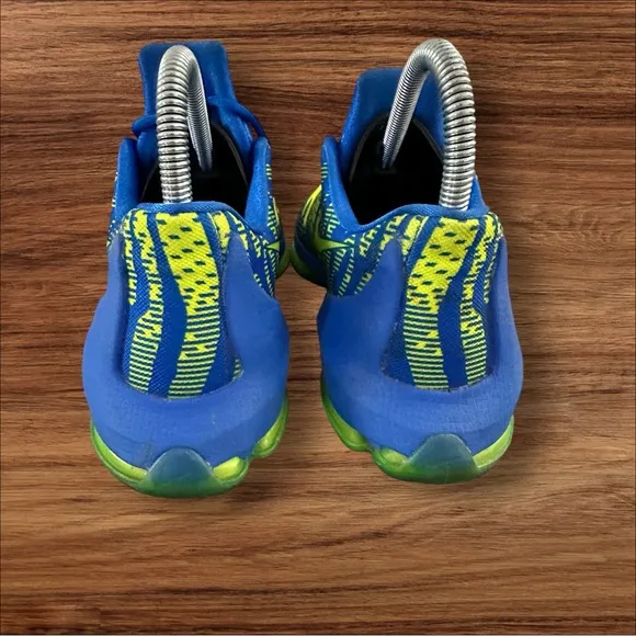 Brand New Nike KD 8 (GS) Hyper Cobalt Sneakers, Size 7 Y / Women’s 8.5.