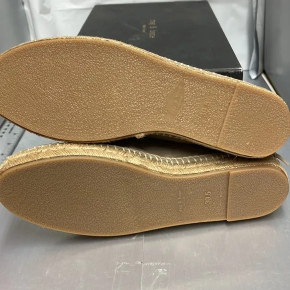 Brand new Rag And Bone Del Rey suede espadrille flat light Sand 9.5