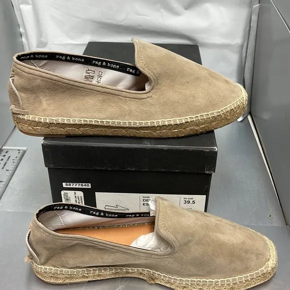Brand new Rag And Bone Del Rey suede espadrille flat light Sand 9.5