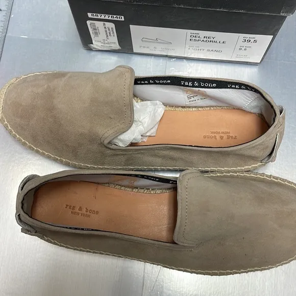 Brand new Rag And Bone Del Rey suede espadrille flat light Sand 9.5