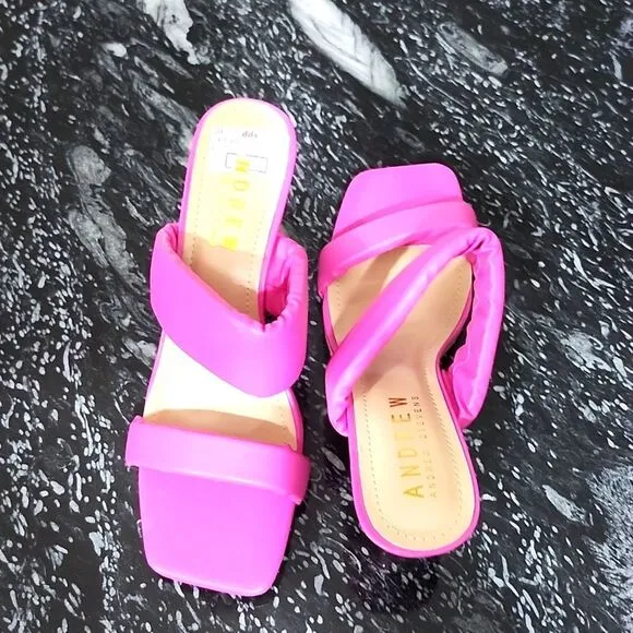 BRAND NEW ANDREW BY ANDREW STEVEN'S WOMEN'S CORA SANDALS