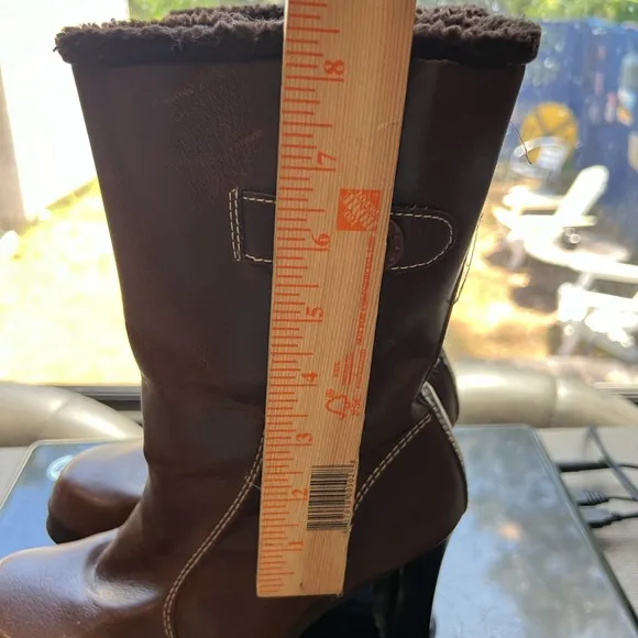 Brown Tall Boots with Fur Lining