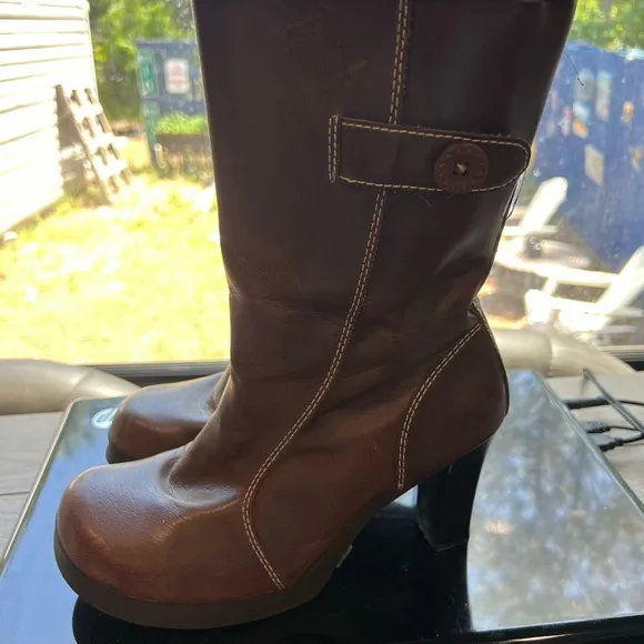 Brown Tall Boots with Fur Lining