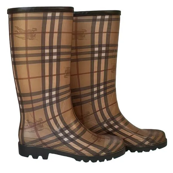 Burberry Tan Haymarket Plaid Mid-Calf Lugged Outsole Slip On Rubber Rain Boots