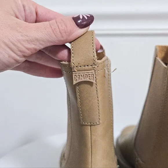 Camper Milah beige Chelsea leather boots size 38