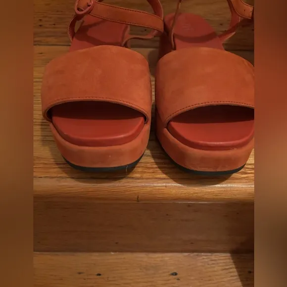 Camper Misia Platform Sandal Nubuck Suede Medium Red Orange EU 40 US10