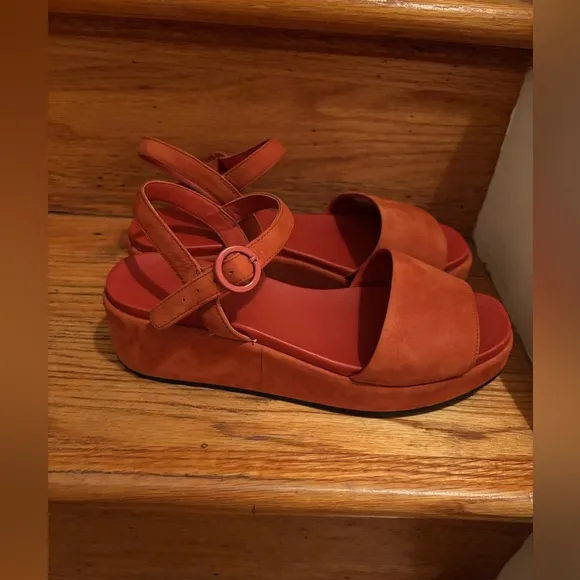 Camper Misia Platform Sandal Nubuck Suede Medium Red Orange EU 40 US10