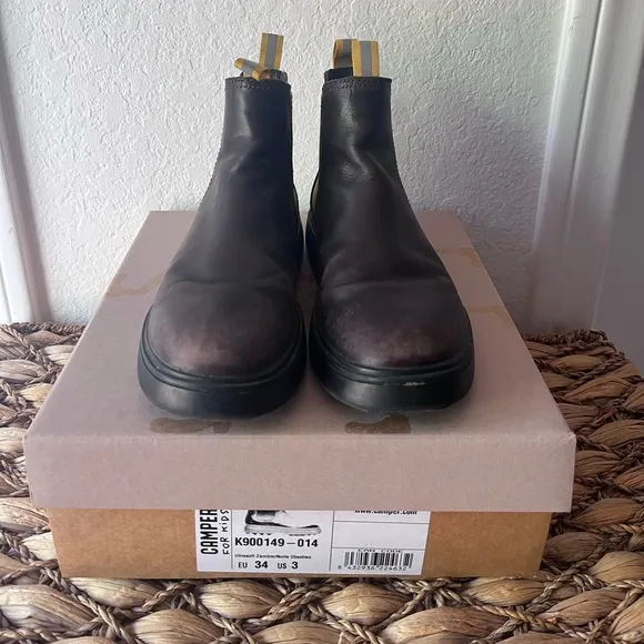 Camper Norte Obsidian Leather Boots size 3 Kids
