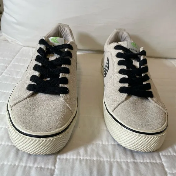 Cariuma X Atari OCA Shoes Womens Sz 7.5 In Vintage White Gray Suede Sneakers