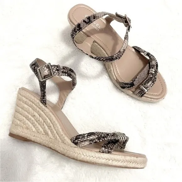 Carvela by Kurt Geiger Snakeskin Wedge Sandals Size 39/8