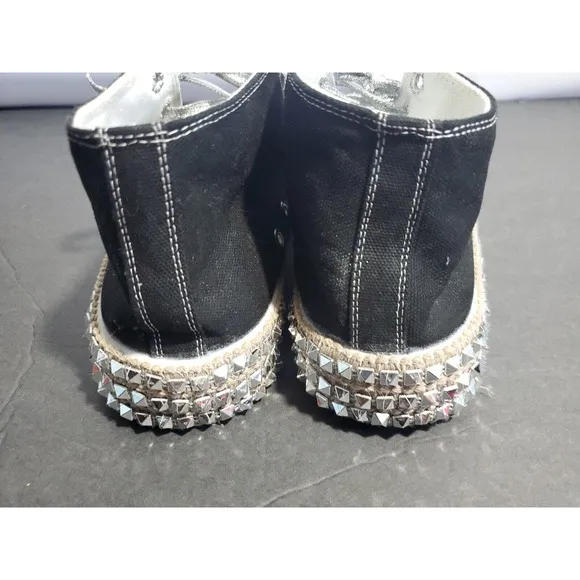 CC VV Women's Black High Top Fashion Sneakers Silver Spikes &amp; Laces Size 6.5/245