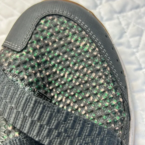 Chaco •10• Odyssey Sport Sandals