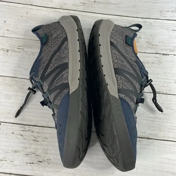 Chaco Torrent Pro Sport Grey and Blue Hiking Water Sneakers