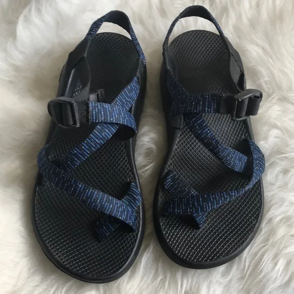 Chaco vibram blue strapped rugged sandals 11