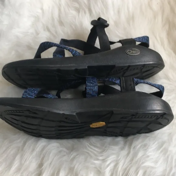 Chaco vibram blue strapped rugged sandals 11