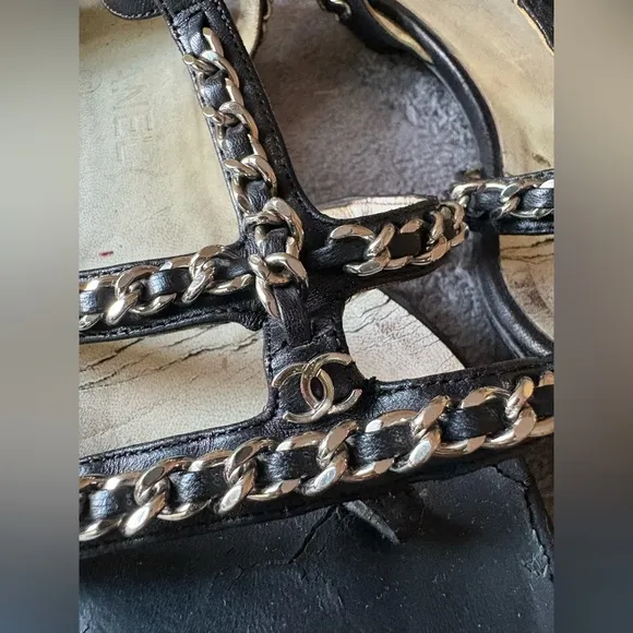 Chanel black leather sandals with silver chain