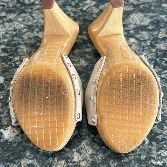 CHANEL WOODEN PLATFORM MULE CLOG SANDALS SIZE 36