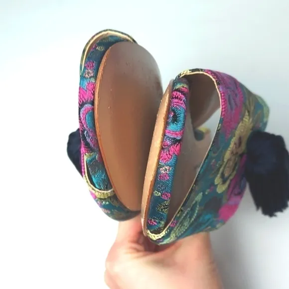 Charles David Sashay Sandal w/Tassel Colorful Slide Size 7.5