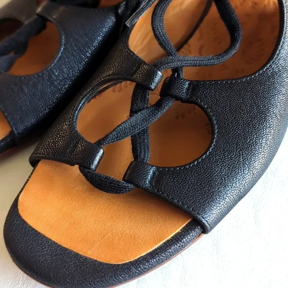 CHIE MIHARA Flat Black Leather Gladiator Lace Up Sandals Women's Size 40