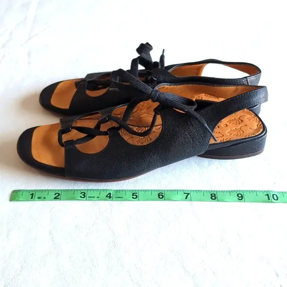 CHIE MIHARA Flat Black Leather Gladiator Lace Up Sandals Women's Size 40