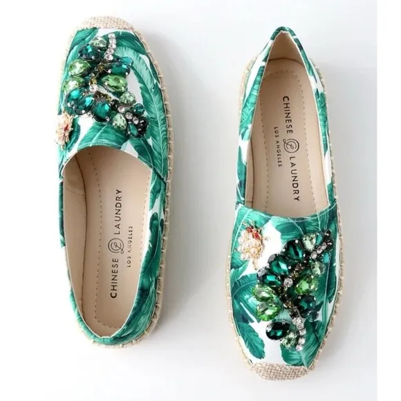 CHINESE Laundry Hayden Green Tropical Print Beaded Bug Espadrilles Shoes 9/40