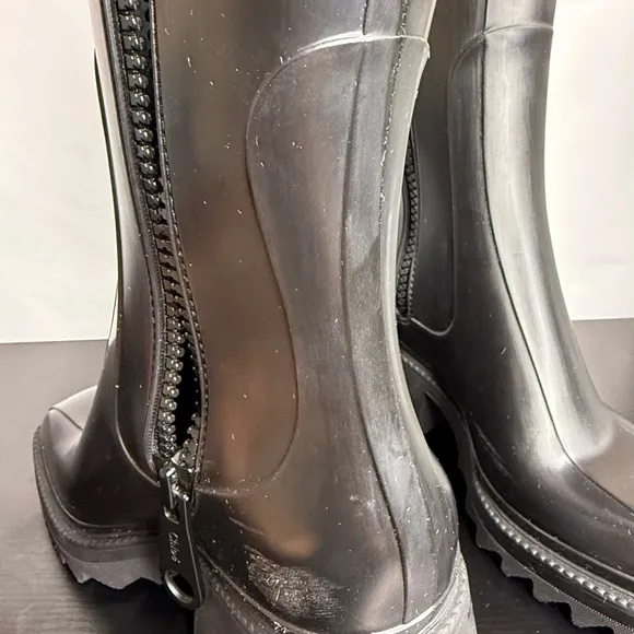 Chloé Rubber Mid-Calf Rain Boots size 37