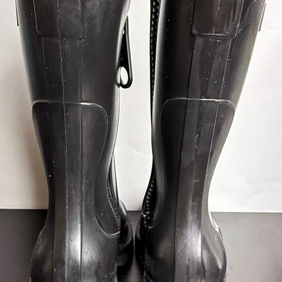 Chloé Rubber Mid-Calf Rain Boots size 37