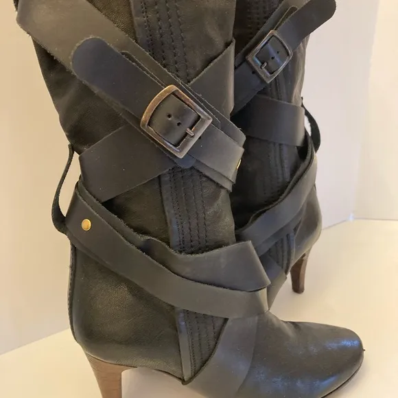 Chloe Black Leather Belt Wrapped Calf Height Heeled Boots Women’s Size 36