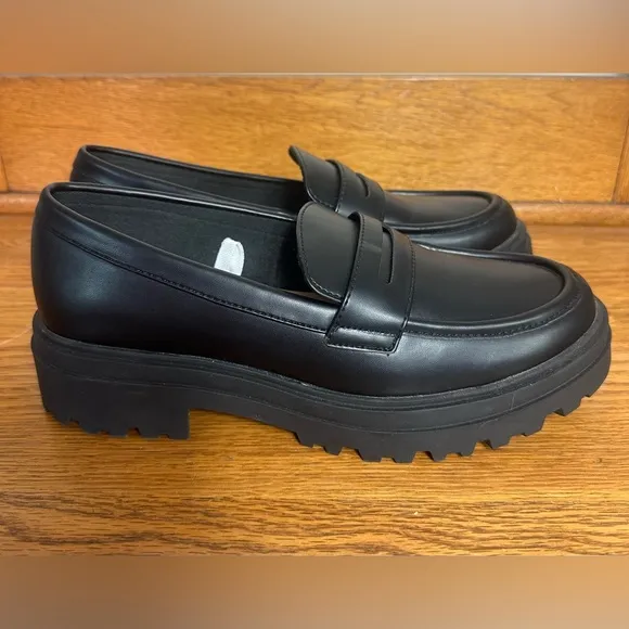 Chunky Lug Sole Penny Loafers Womens Size 10 Black Platform Y2K Goth Prep New