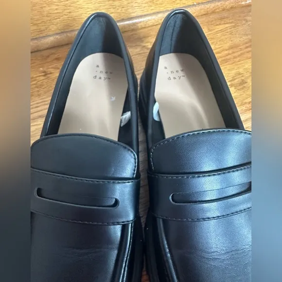 Chunky Lug Sole Penny Loafers Womens Size 10 Black Platform Y2K Goth Prep New