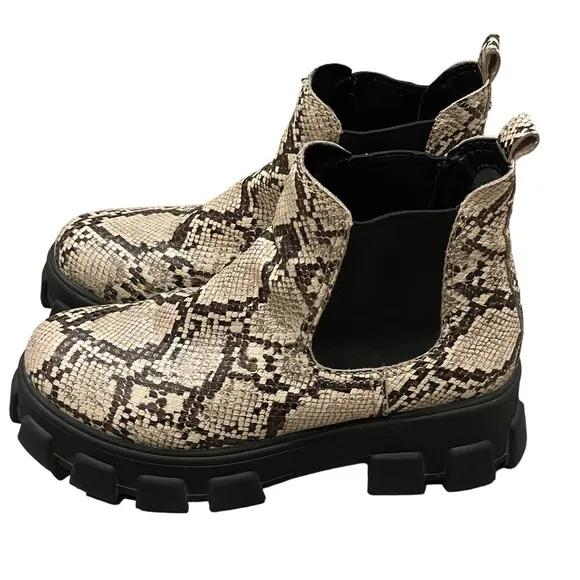 Circus by Sam Edelman Darielle Chunky Snake Print Ankle Boot Womens Size 9.5
