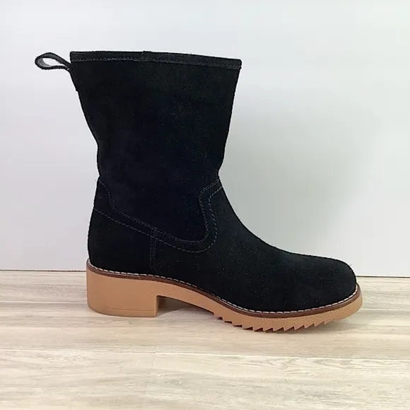 CLARKS Black Suede Boots Eden Mid Hi Chunky Boot Pull One Lug Sole Streetwear