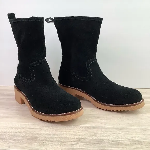 CLARKS Black Suede Boots Eden Mid Hi Chunky Boot Pull One Lug Sole Streetwear
