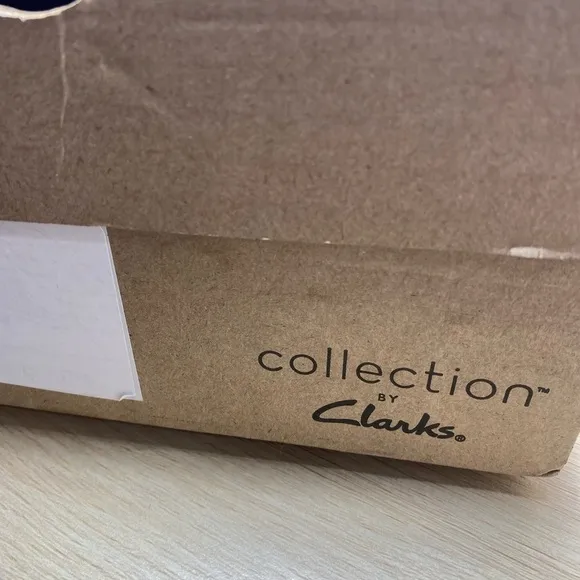 Clarks Black Suede Chunky Heel Ankle Boots size 7