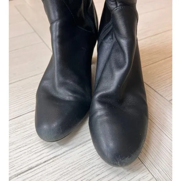 Clark’s ladies back leather 2” heeled boots w/ zipper &amp; buckle Sz 7. Mid‎ calf.