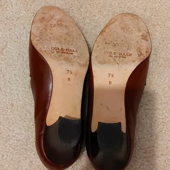 Cole Haan Italian leather penny loafers style heels