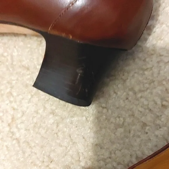 Cole Haan Italian leather penny loafers style heels