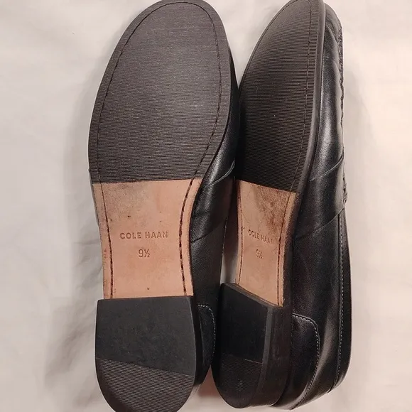 Cole Haan men's penny loafers size  9 1/2