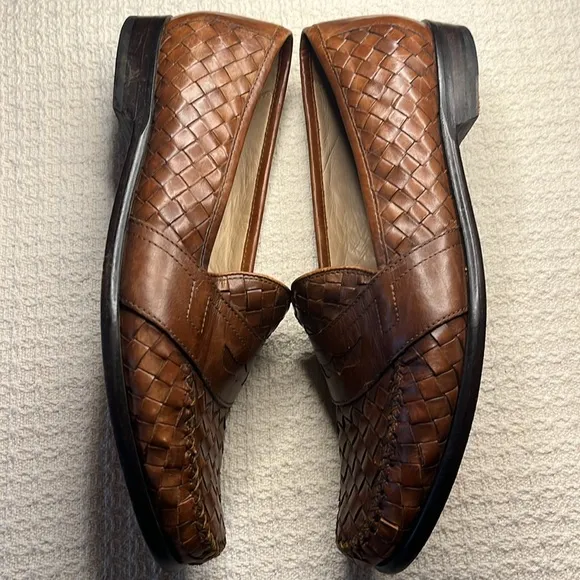 Cole Haan MEN'S penny loafers, sz 10.5 honey brown, basket weave styling, luxury