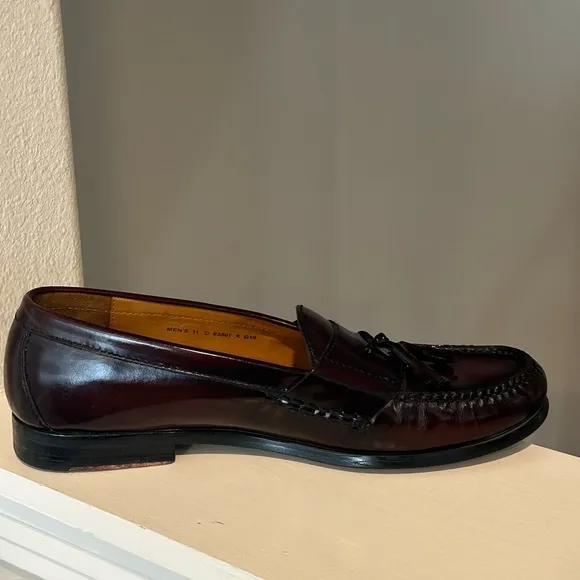 Cole Haan Mens Pinch Tassel Penny Loafers 11 D Burgundy SlipOn Dress Shoes 03507