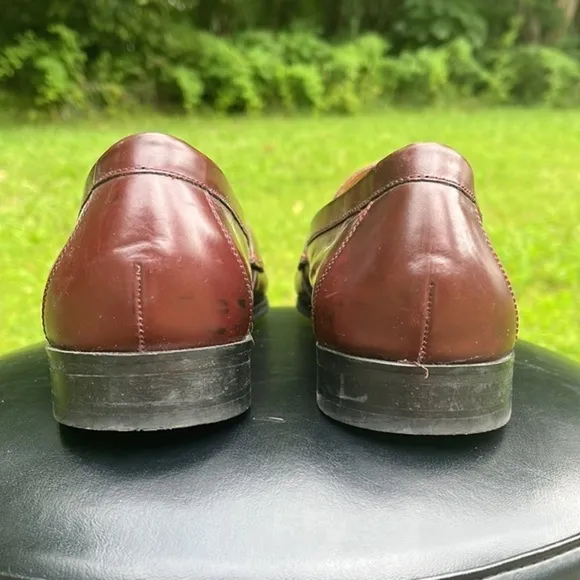 Cole Haan Penny Loafers Mens size 9.5, mahogany