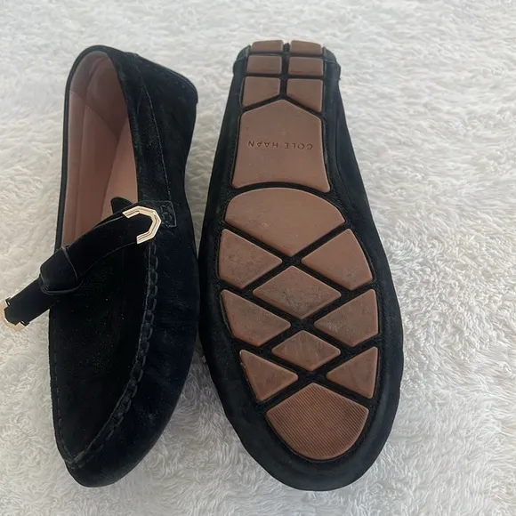 Cole Haan Sz 9 C wide Black Suede Loafers Knot Tie Silver tips Driving Loafers