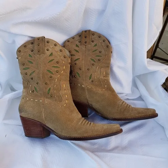 Cole Haan Western Studded Mid Calf‎ Cowgirl Boots Pull On Pointed Toe Sue…
