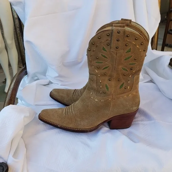 Cole Haan Western Studded Mid Calf‎ Cowgirl Boots Pull On Pointed Toe Sue…