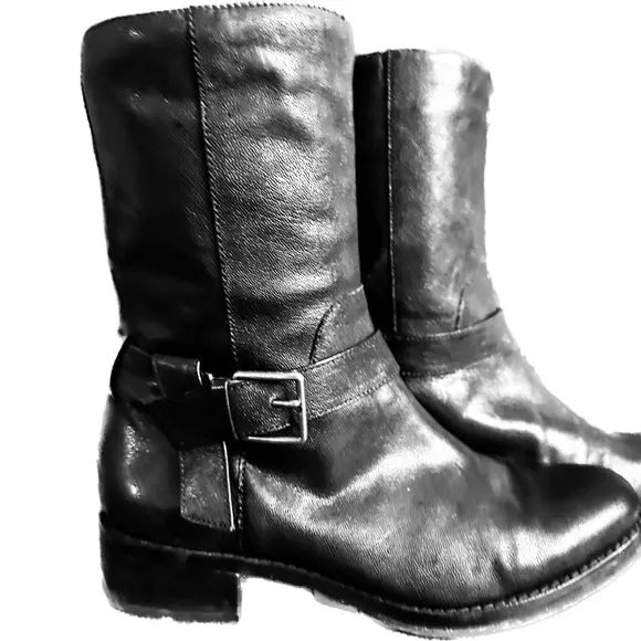 Cole Hahn Black leather boots mid calf size 8
