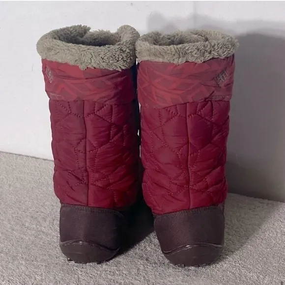 Columbia Red Mid Calf Lace Up Winter Snow Boots With Faux Fur Trim 9
