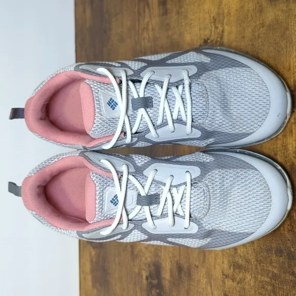 Columbia Vitesse Outdry performance Hiking sneakers womans size 8  EU 39